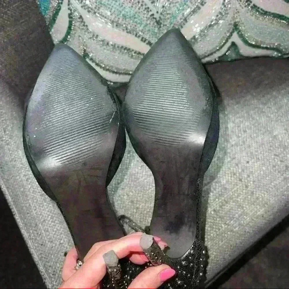 STEVEN black and gunmetal gray closed toe studded heel Size 7.5 - Picture 6 of 7